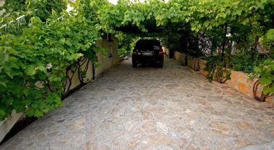 Sutivan Holiday Home With Pool, Island Brac