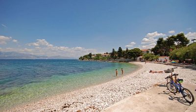 Sutivan Holiday Home With Pool, Island Brac