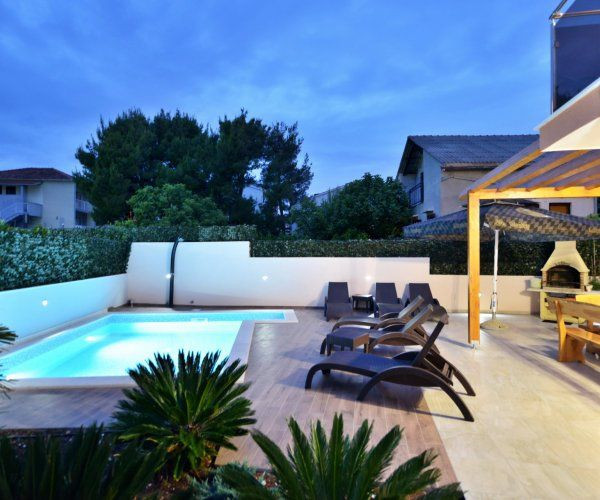 Luxury Modern Villa With Pool And Roof Terrace, Island Ciovo