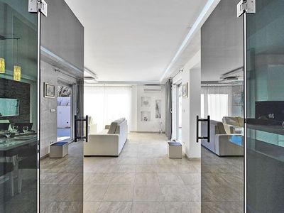 Luxury Modern Villa with Pool and Roof Terrace, Island Ciovo