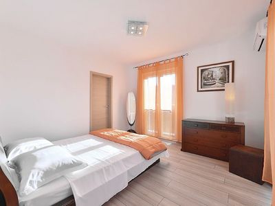 Luxury Modern Villa with Pool and Roof Terrace, Island Ciovo