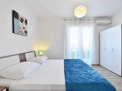 Luxury Modern Villa with Pool and Roof Terrace, Island Ciovo