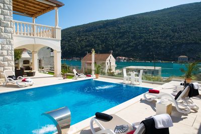Seaside Villa with Pool and Built in Jacuzzi in Dubrovnik Area