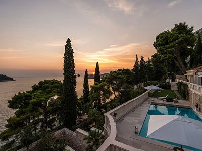 Spectacular Seafront Exclusive Villa Dubrovnik