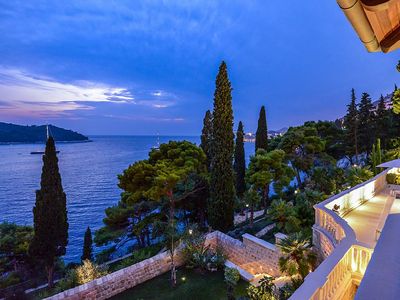 Spectacular Seafront Exclusive Villa Dubrovnik