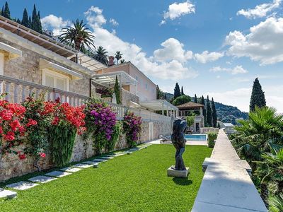 Spectacular Seafront Exclusive Villa Dubrovnik