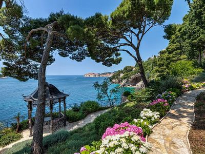 Spectacular Seafront Exclusive Villa Dubrovnik