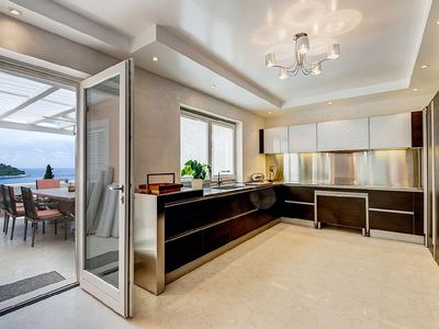 Spectacular Seafront Exclusive Villa Dubrovnik
