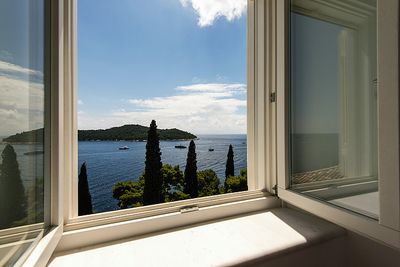 Spectacular Seafront Exclusive Villa Dubrovnik
