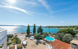 Exclusive Beachfront Villa near Croatian Nature Park Vransko Lake