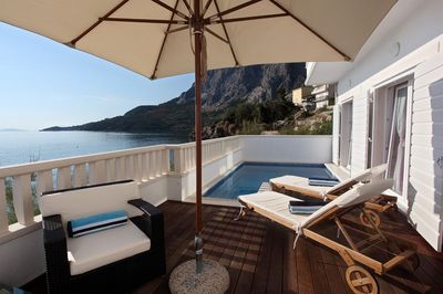 Luxury Beachfront Villa with Pool near Makarska