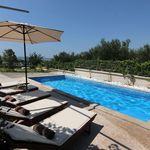 Romantic Holiday House with Pool in Kastel Sucurac near Split