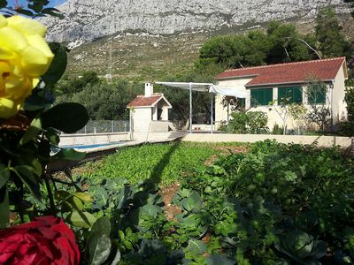 Romantic Holiday House with Pool in Kastel Sucurac near Split
