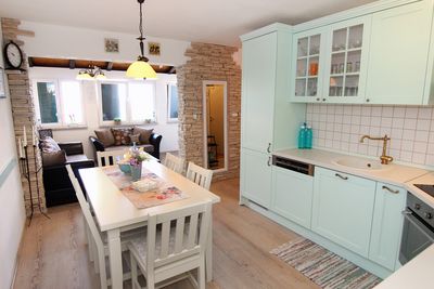 Romantic Holiday House with Pool in Kastel Sucurac near Split