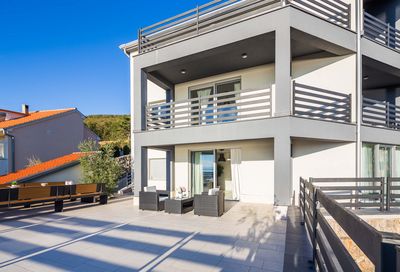 Elegant & Modern Villa With Swimming Pool in Dramalj, Crikvenica  Riviera