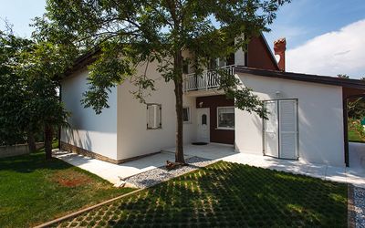 5 Bedroom Istrian Villa with Sea Water Swimming Pool