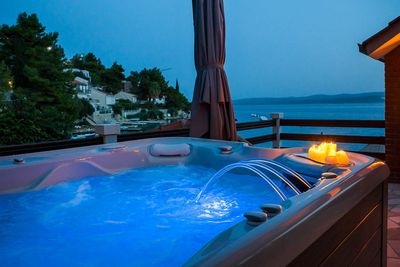Luxury Beachfront Villa with Jacuzzi near Omis