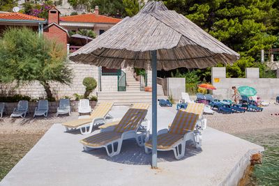 Luxury Beachfront Villa with Jacuzzi near Omis