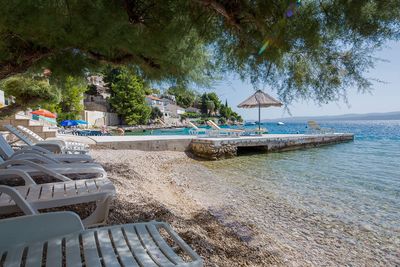 Luxury Beachfront Villa with Jacuzzi near Omis