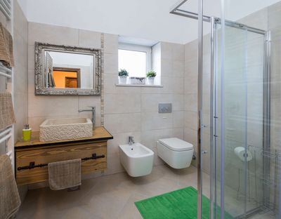 Spacious  Istrian Estate With Heated Pool, Garden, Walking Paths And Tree House