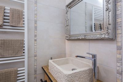 Spacious  Istrian Estate With Heated Pool, Garden, Walking Paths And Tree House