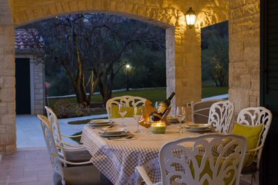 Spacious  Istrian Estate With Heated Pool, Garden, Walking Paths And Tree House