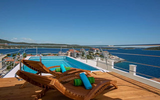 Seafront Holiday House with Pool Private Beach and Boat Mooring 