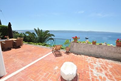 Modern Large Beach Holiday House Riviera Omis