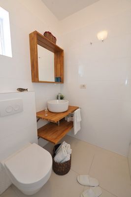 Modern Large Beach Holiday House Riviera Omis