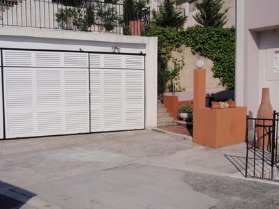 Modern Large Beach Holiday House Riviera Omis