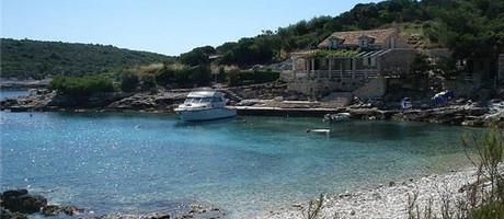 Beach House Island Vis