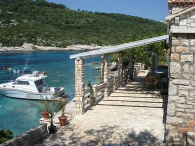 Beach House Island Vis