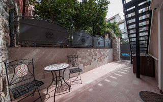 Stylish Komiza House Perfect for Family Vacations