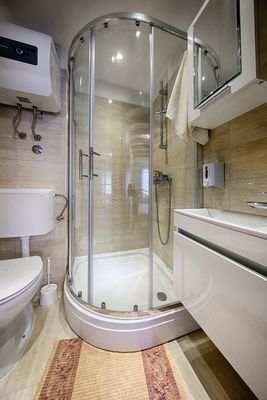 Stylish Komiza House Perfect for Family Vacations