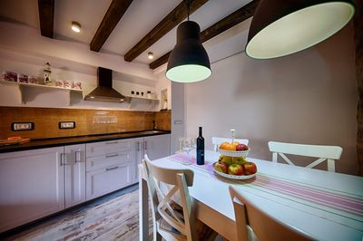 Stylish Komiza House Perfect for Family Vacations
