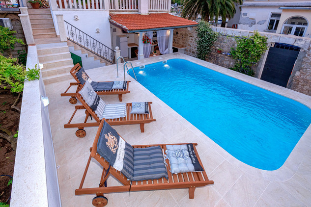 Stylish Seafront House with Sea View Terrace and Pool in Jelsa
