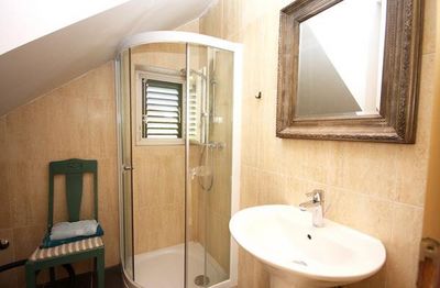 Lumbarda Holiday House with Beautiful Sea Views near Beach