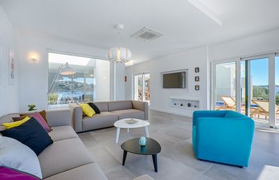Luxury Beachfront Villa in Rogoznica with Beautiful Terrace and Private Pool 