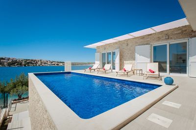 Luxury Beachfront Villa in Rogoznica with Beautiful Terrace and Private Pool 