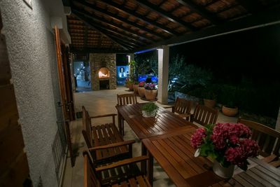 Charming Holiday Villa with Pool in Kastel Kambelovac near Split 