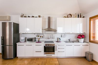 Charming Holiday Villa with Pool in Kastel Kambelovac near Split 