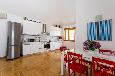 Charming Holiday Villa with Pool in Kastel Kambelovac near Split 