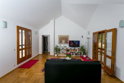 Charming Holiday Villa with Pool in Kastel Kambelovac near Split 