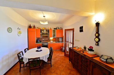 Charming Holiday Villa with Pool in Kastel Kambelovac near Split 