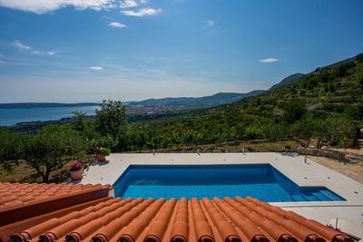 Charming Holiday Villa with Pool in Kastel Kambelovac near Split 