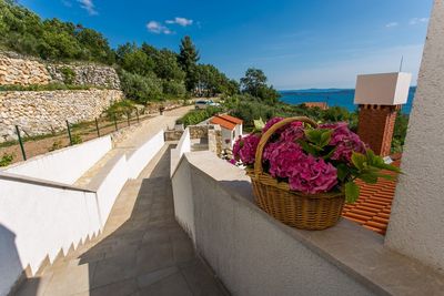 Charming Holiday Villa with Pool in Kastel Kambelovac near Split 