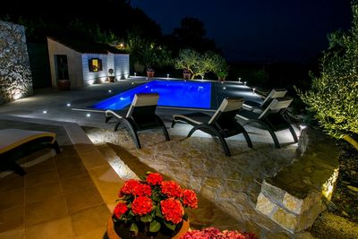 Charming Holiday Villa with Pool in Kastel Kambelovac near Split 
