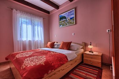 Adorable Beachfront Holiday Villa with Pool in Ciovo near Trogir