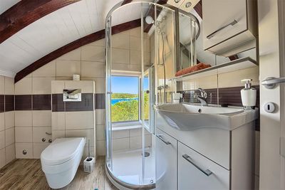 Adorable Beachfront Holiday Villa with Pool in Ciovo near Trogir