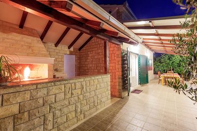 Adorable Beachfront Holiday Villa with Pool in Ciovo near Trogir